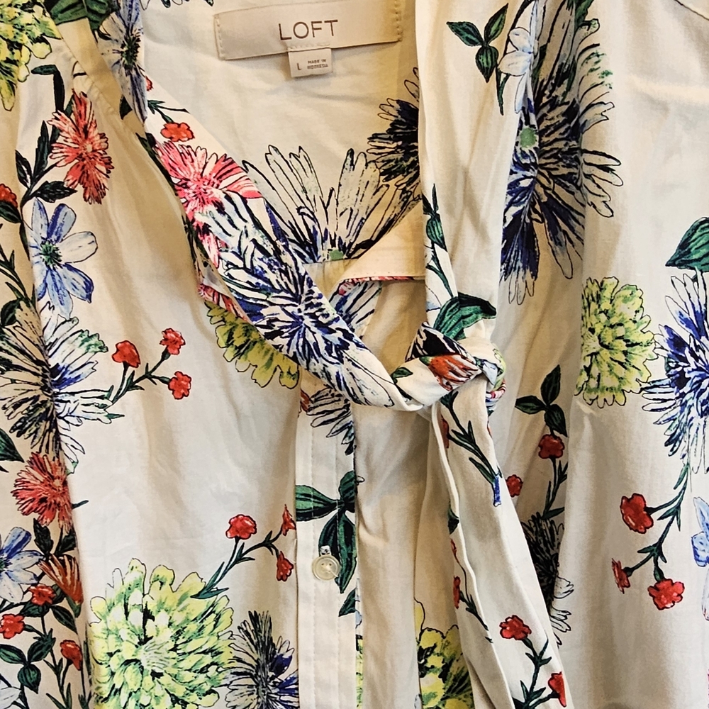 LOFT Multicolor Floral Puff Sleeve Bouquet Tie Print Blouse